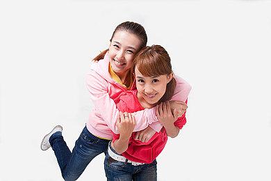 《最后的生还者2》PC版自带修改器 尽情享受乐趣